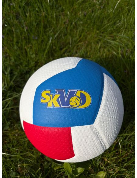 Míče lze zakoupit pouze u trenéra U14 - Vašek Černý, tel. č. 777 145 262